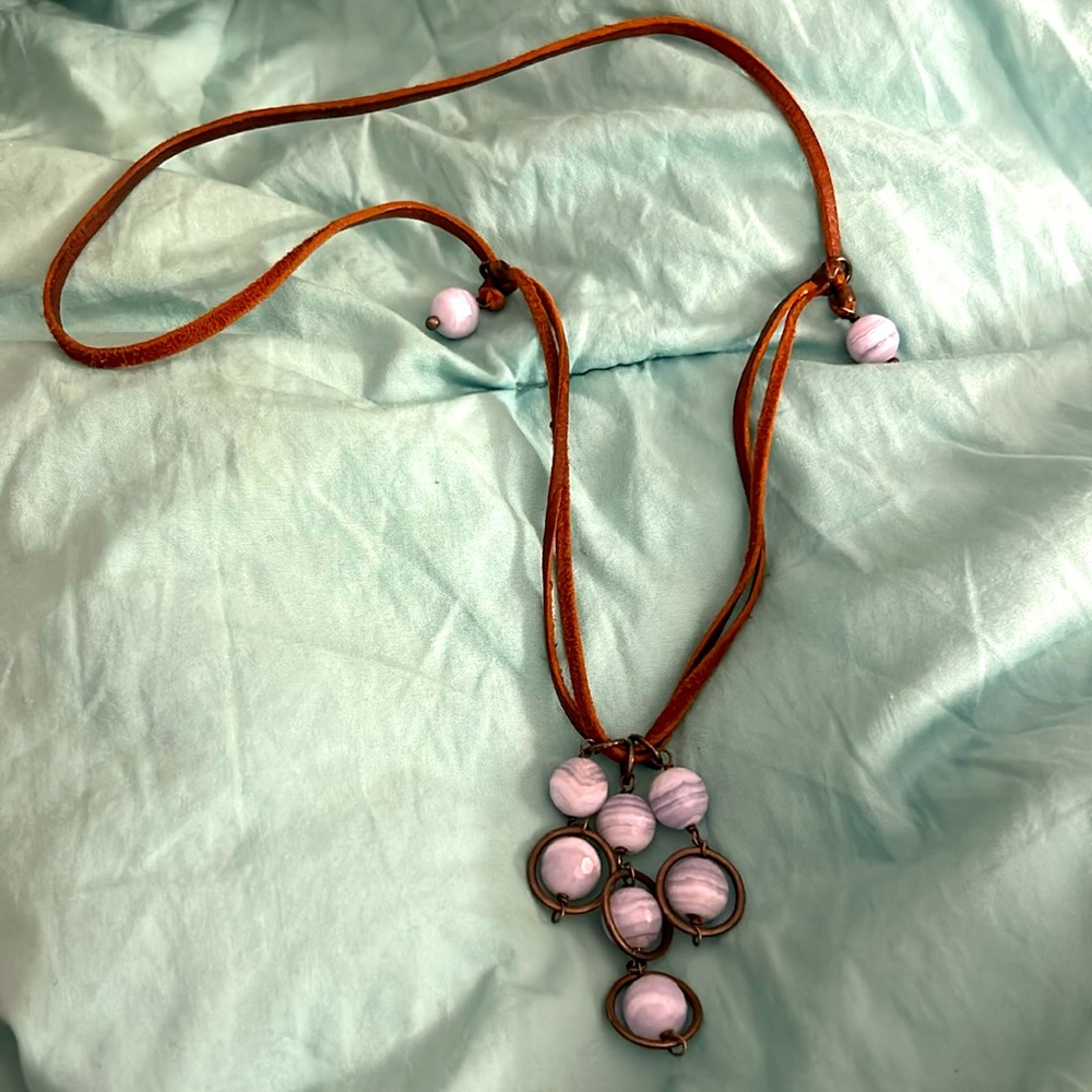 Vintage Stone Leather Necklace - Picture 2 of 8